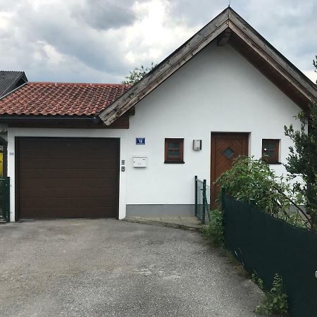 Knusperhaus mit Garten Salzburg Exterior foto