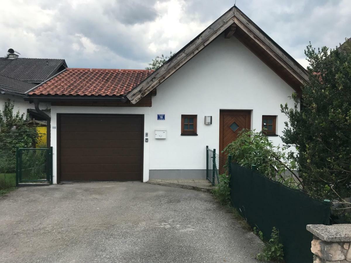 Knusperhaus mit Garten Salzburg Exterior foto